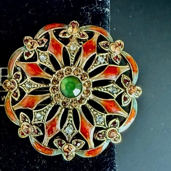 Monet Vintage Round Textured Gold Plated, Braided Brooch Pin - Picture 3 of 7